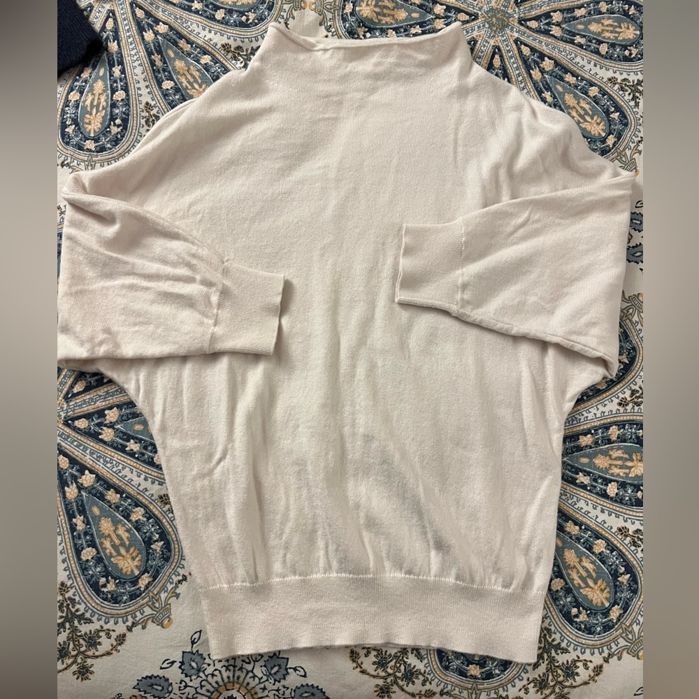 The Reset Eco Lounge Funnel Neck